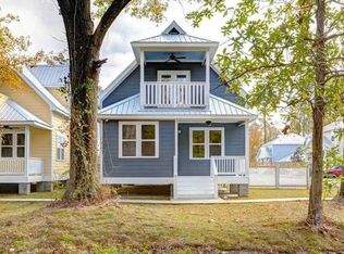 805 Coffee St, Mandeville, LA 70448