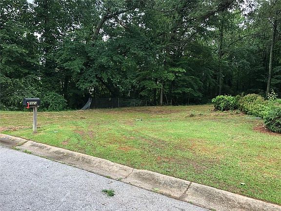 5th image of 6123 Panellus Dr Lot 8