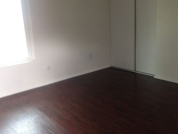 3rd image of 1281 W Rosecrans Ave APT 1
