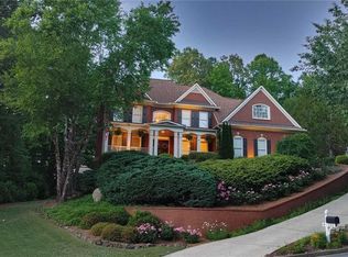 203 Cedarhurst Dr, Canton, GA 30115