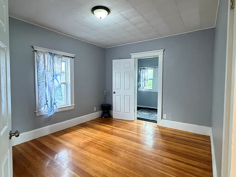 1028 N Shore Rd #2 — Photo 13