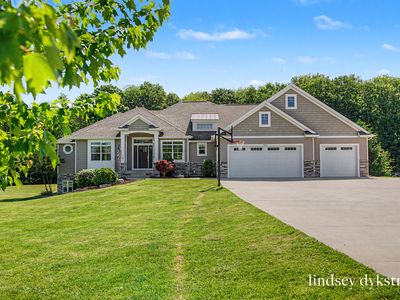 9644 Meadow Valley SE, Caledonia, MI, 49316