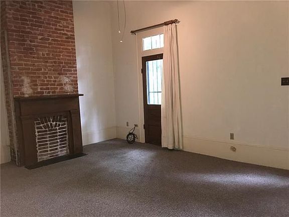 4th image of 1632 Amelia St