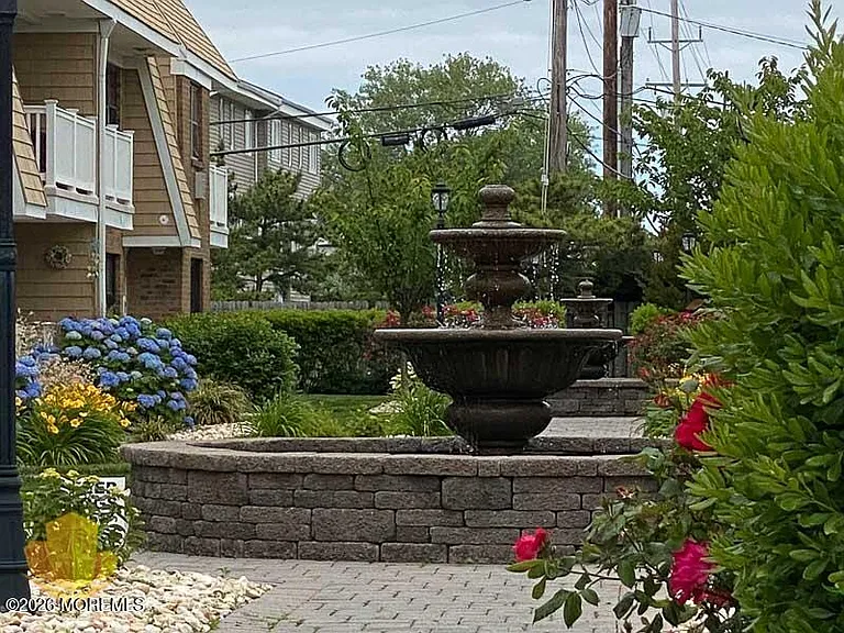 1340 Ocean Ave #35 — Photo 24