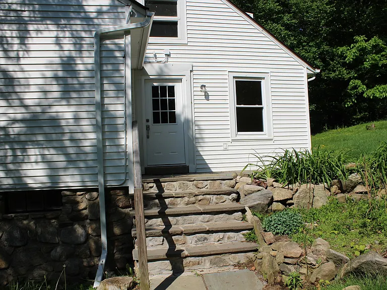 3685 Gomer St — Photo 5