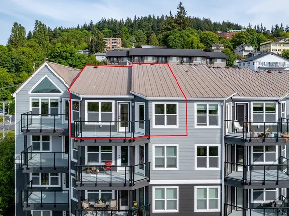 705 N State Street #404, Bellingham, WA 98225