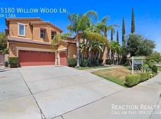 15180 Willow Wood Ln, Fontana, CA 92336