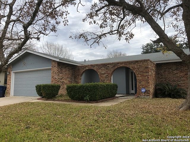 1st image of 504 Saddlebrook Dr