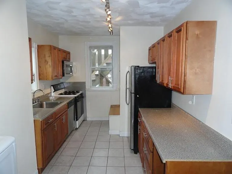 6 Lincoln Ave — Photo 5