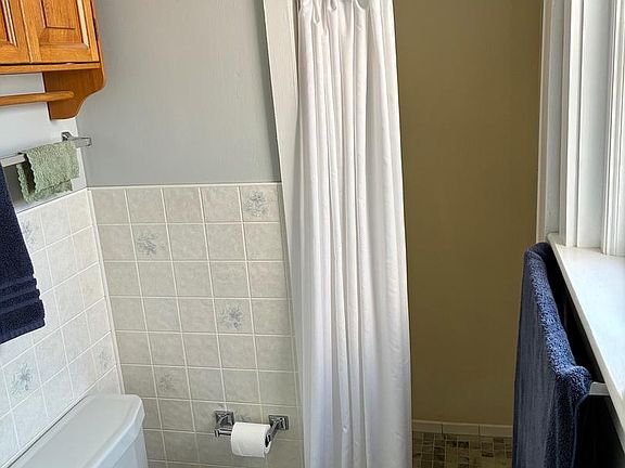 5th image of 175 Church Ave