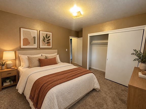 4th image of 1115 Carr St APT 6
