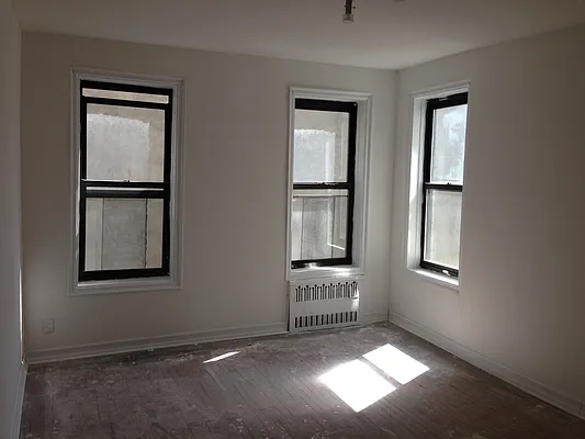 Rented by Rolling Stone Realty LLC | media 6