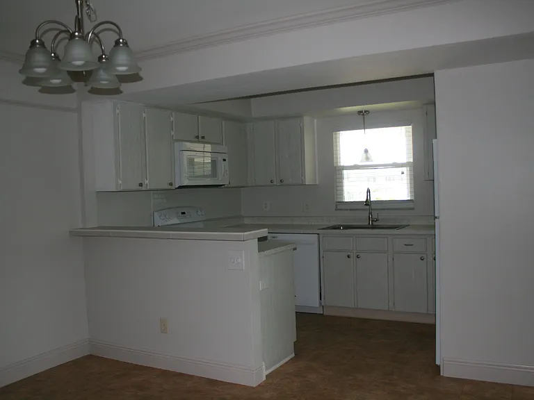 455 Mehlenbacher Rd #9 — Photo 4
