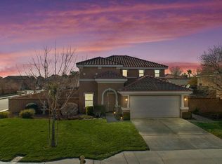45129 Parkview Ln, Lancaster, CA 93535