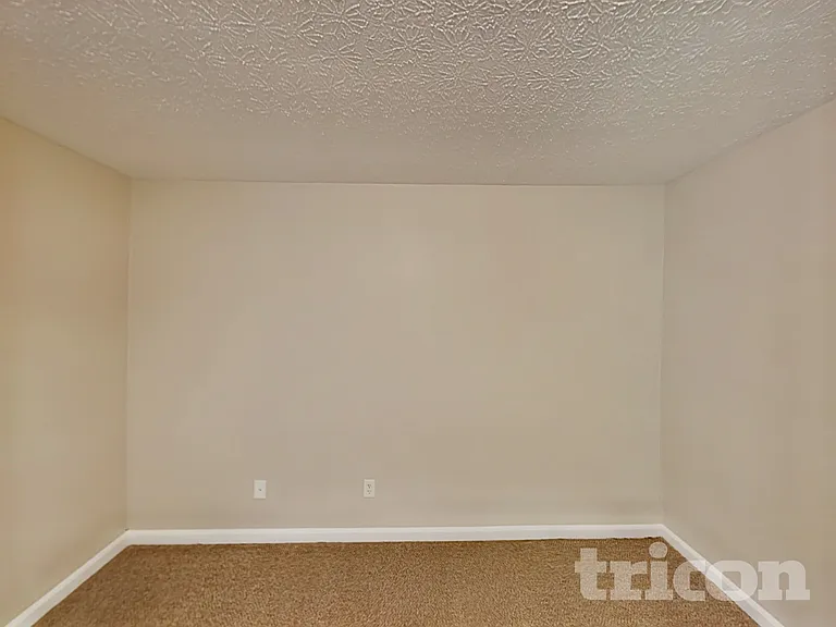 4930 Heritage Valley Dr — Photo 11