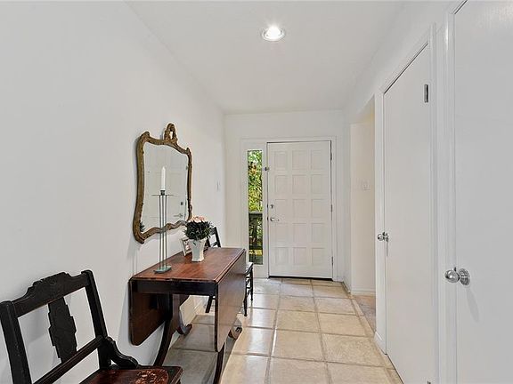 3rd image of 640 Tete Lours Dr APT 22