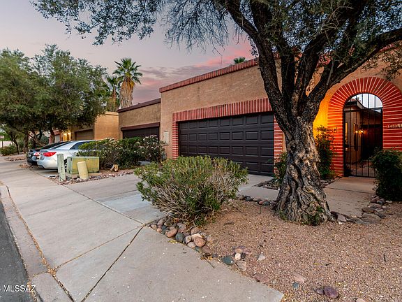3rd image of 1433 W Calle Plomo