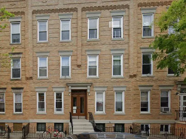 70-38 66th St, Ridgewood, NY 11385