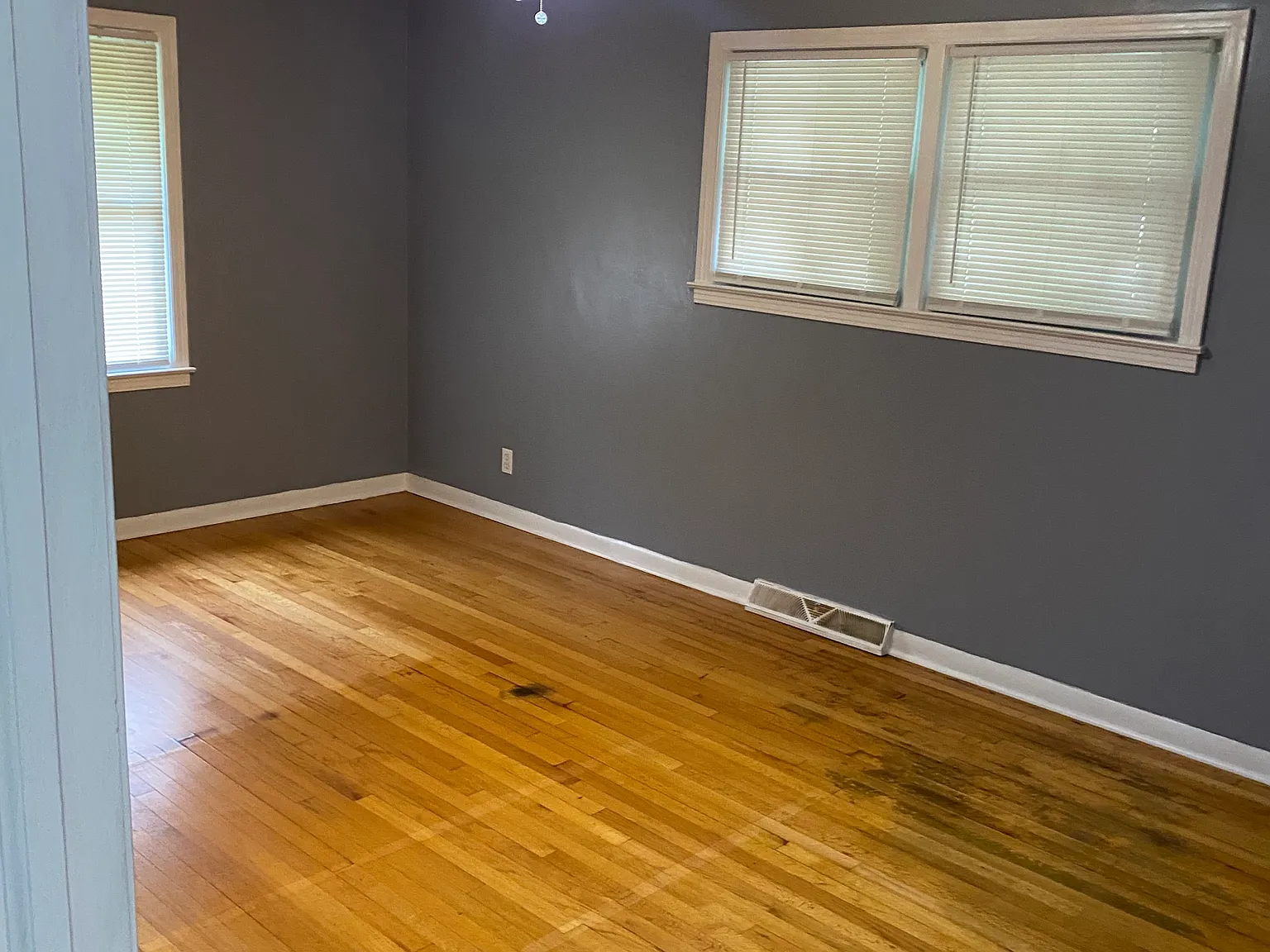 2 bed, 1120 sqft, $1,250 — Photo 3
