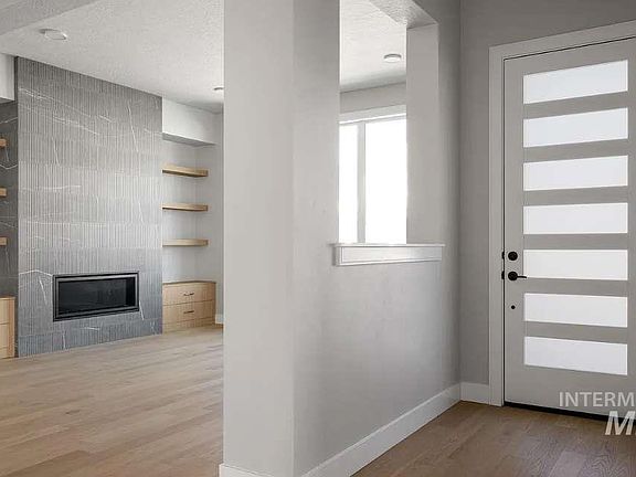 3rd image of 11693 N Rabbitbrush Way