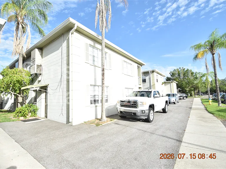 306 Danube Ave #1 — Photo 2