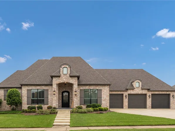 1201 Quarry Oaks Dr, College Station, TX 77845