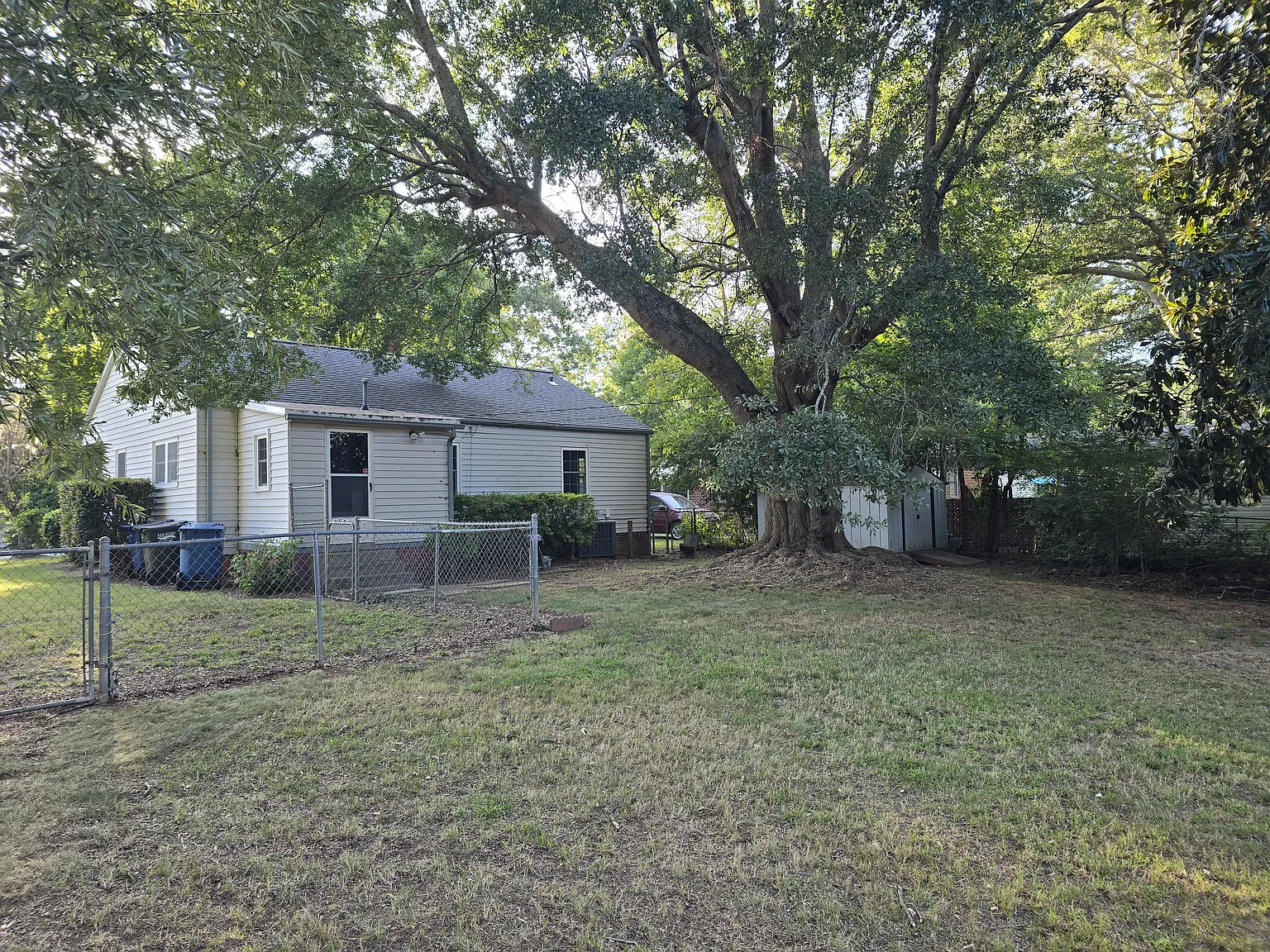 1414 12th Street Dr NW — Photo 3