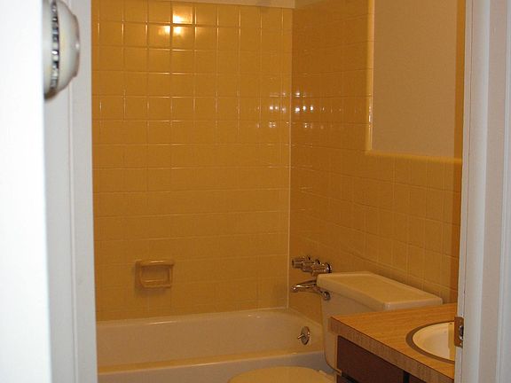 4th image of 1198 E Cross St APT 7