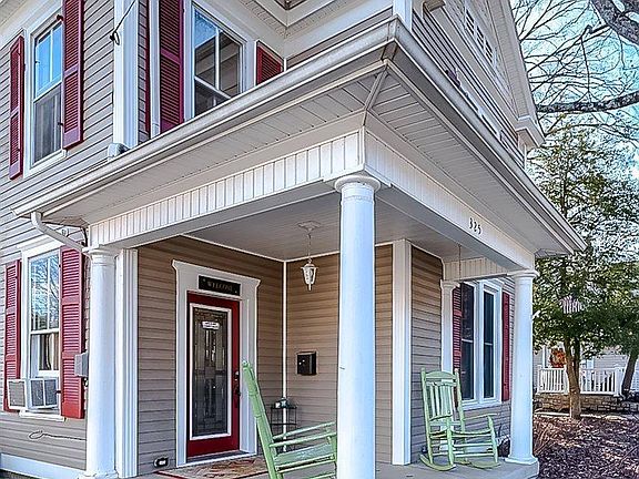 2nd image of 325 Ewing St