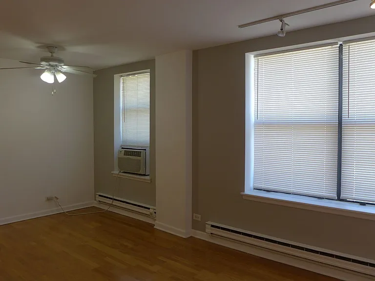 808-12 W Junior Terrace — Photo 43
