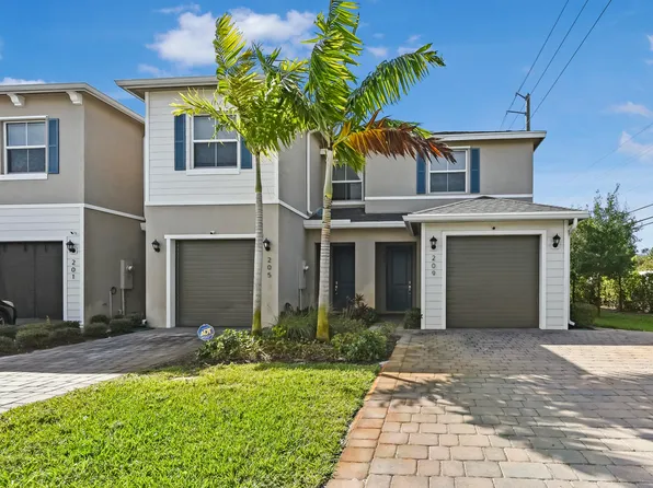 205 Bandol Street, Riviera Beach, FL 33404