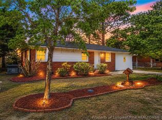 1826 Wayne Ln, Fayetteville, NC 28304