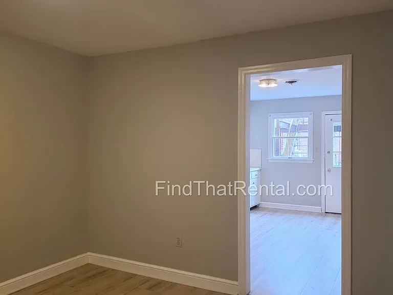 34 S Hanover St — Photo 27