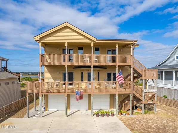 6610 Kings Lynn Drive, Oak Island, NC 28465
