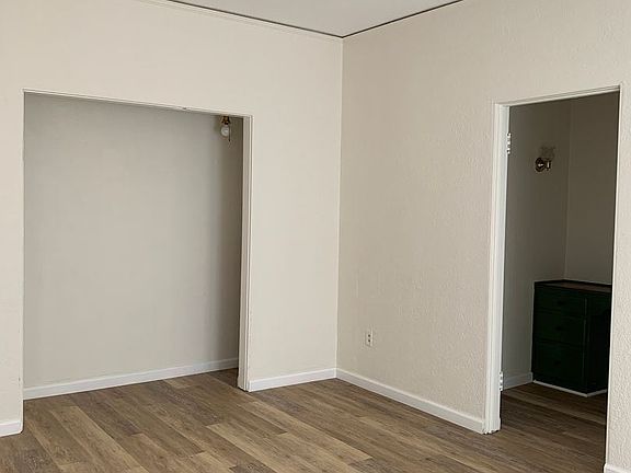 3rd image of 3793 Park Blvd #4