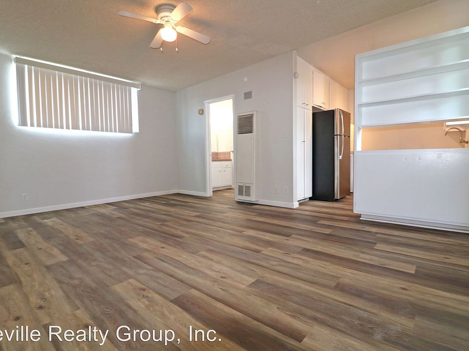 1st image of 1834 Mission Ave APT 13