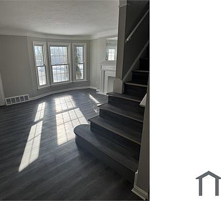 3rd image of 19803 Mountville Dr