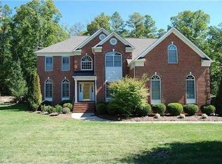 1018 Elizabeth Manor Ct, Matthews, NC 28105