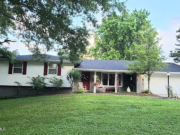 2nd image of 1330 Vista Campo