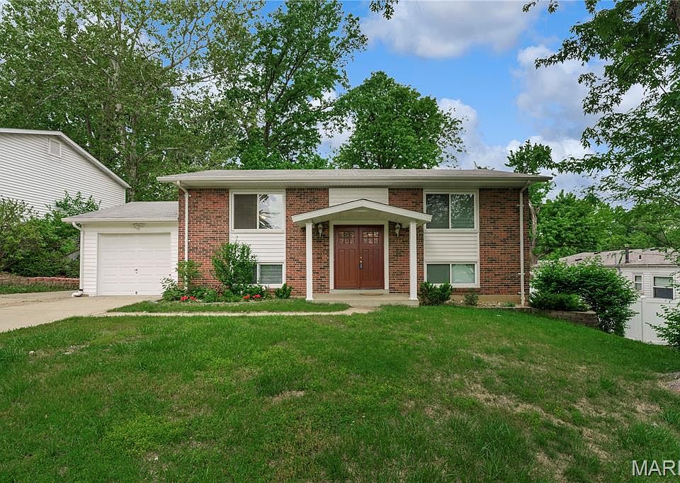 1st image of 1357 Glenstone Dr