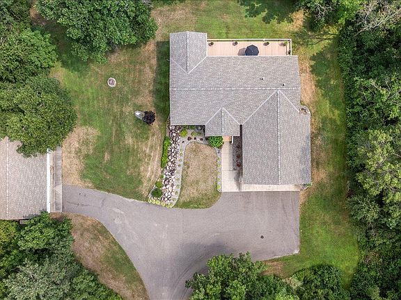 3rd image of 13682 Oak Hollow Rd