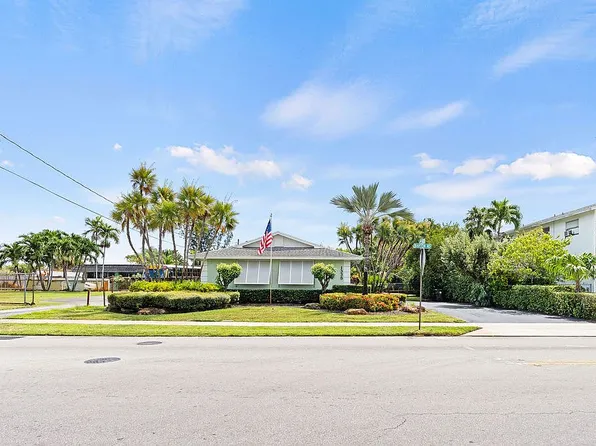 1338 Barton Rd, Lake Worth, FL 33460