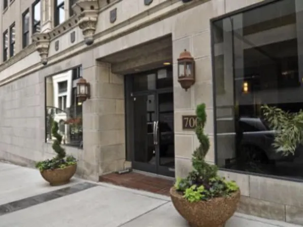 700 Church St APT 408, Nashville, TN 37203