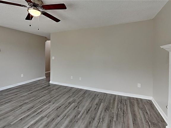 2nd image of 100 Saint Ann St