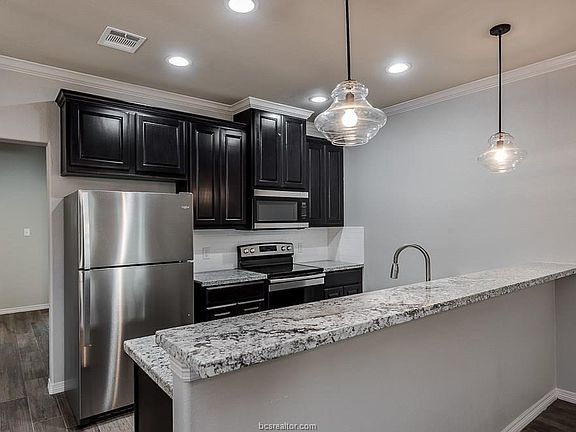 2nd image of 507 Cooner St #A-b