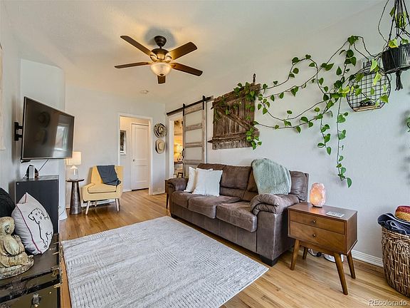 4th image of 1231 Trenton Street