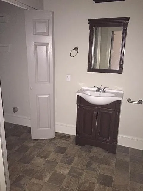 2 bed, 1285 sqft, $1,225 — Photo 4