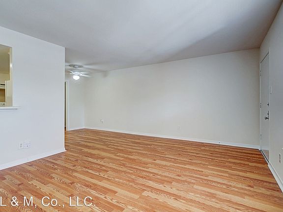 3rd image of 1624 Marshall St #8151517