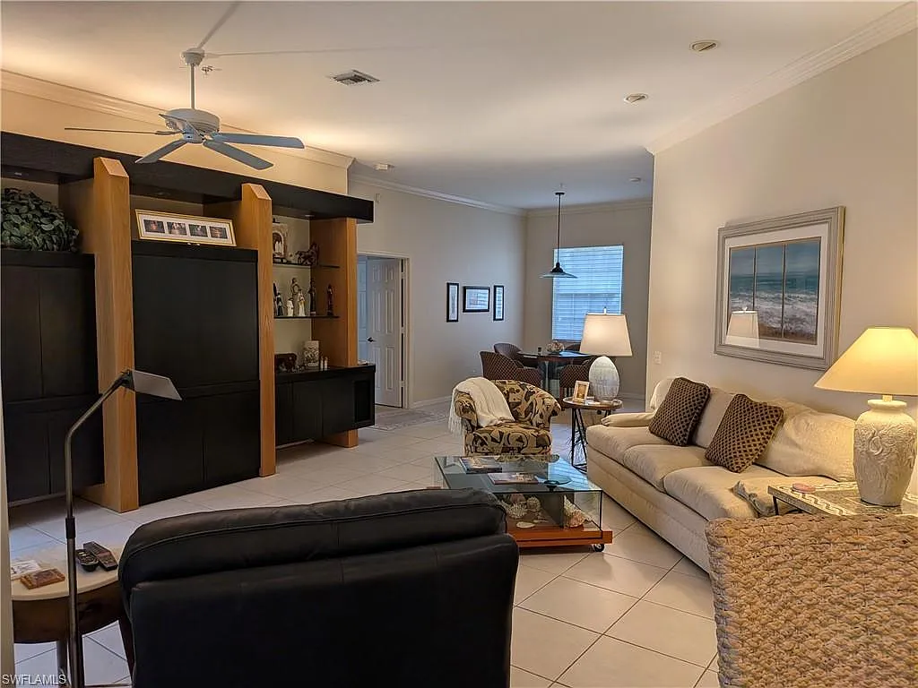 2 bed, 2.0 bath, 1967 sqft, $9,500 — Photo 4