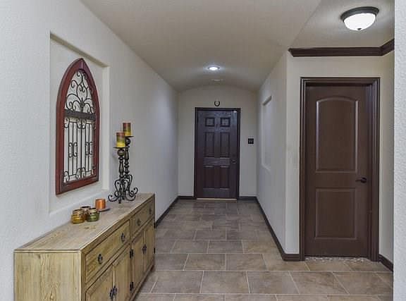 5th image of 12201 Hunters Knoll Dr